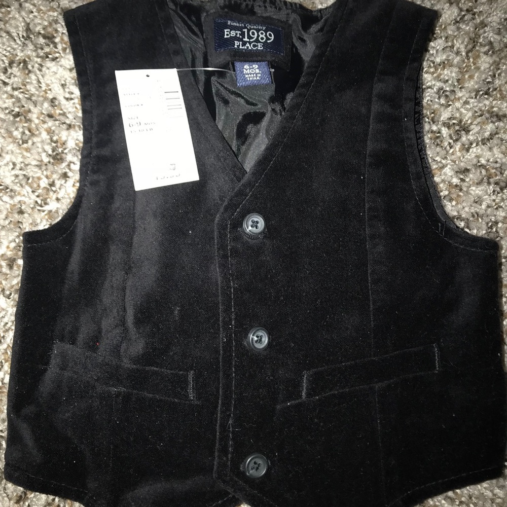 Children’s Place Boys 6-9mos Black Vest